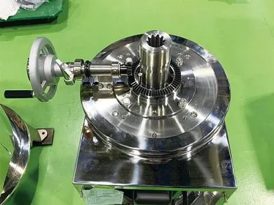 bevel gears in Super Mass-Colloider