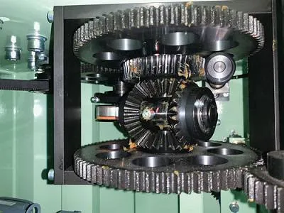 gear mechanism enlarged